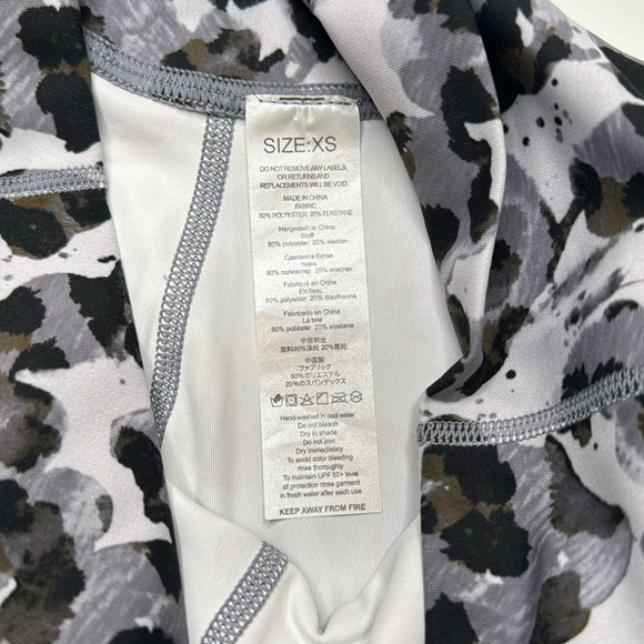 Snow leopard leggings - Picture 7 of 8